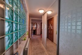 Crikvenica, prostrani stan sa pogledom na more, Crikvenica, Appartement