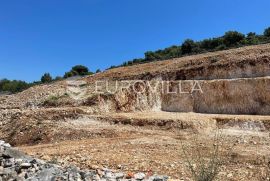 Rogoznica, Ražanj,građevinsko zemljište s pogledom na more i pravomoćnom dozvolom, Rogoznica, Land