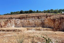 Rogoznica, Ražanj,građevinsko zemljište s pogledom na more i pravomoćnom dozvolom, Rogoznica, Terreno