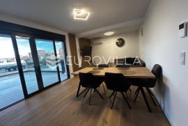 Zadar, Borik prekrasan trosobni stan u prizemlju NKP 91 m2 s bazenom, dugoročni najam, Zadar, Apartamento