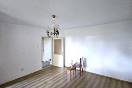 Rušanj, 54m2, 2.0, PR, TA ID#1783, Čukarica, Wohnung