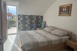 Vir, južna strana apartman E4, 180m od mora, Vir, Kвартира