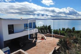 Starigrad Paklenica - luksuzna vila s bazenom, otvoren pogled more! 780000€, Starigrad, Haus