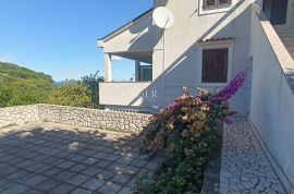 Mali Lošinj - prekrasna kuća s pogledom na more, Mali Lošinj, House