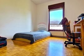 ZAGREB, Špansko, stan 76,5m2, 2ss+db, 3.kat, lift, Stenjevec, Appartamento