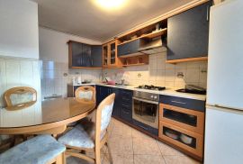 RIJEKA,TURNIĆ- stan 50.40 m2 s djelomičnim pogledom na more, Rijeka, Apartamento