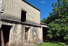 Istra, Kanfanar okolica građevinska parcela sa objektom i dva ulaza, Kanfanar, Tierra