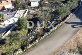 OTOK KRK, DOBRINJ - Građevinsko zemljište s pogledom na more + projektna dokumentacija!!, Dobrinj, Land