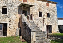 ISTRA. SVETVINČENAT - Dvije samostojeće kamene kuće, Svetvinčenat, House