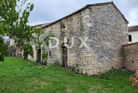 ISTRA. SVETVINČENAT - Dvije samostojeće kamene kuće, Svetvinčenat, House