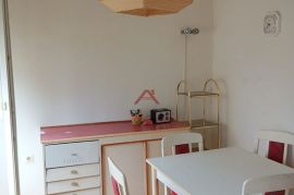 Krimeja, dvosoban, 68 m2, Rijeka, Flat