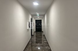 Opatija centar luksuzan stan 62m2  sa vrtom, Opatija, Διαμέρισμα