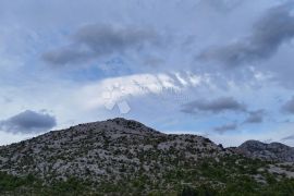 Zemljište u Parku prirode Velebit, Starigrad, Land