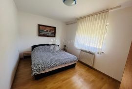 Ekskluzivno u Dogmi kuća u mirnom dijelu Rugvice, Rugvica, Casa