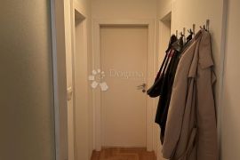 Stan Rešetari  2S+Db 87 m2, Kastav, Appartement