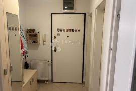 Stan Rešetari  2S+Db 87 m2, Kastav, Appartement