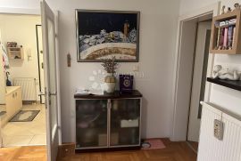 Stan Rešetari  2S+Db 87 m2, Kastav, Appartment