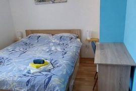 Kuća sa 3 apartmana u centru Rovinja!, Rovinj, Maison