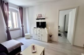 Pula stan kod arene 38.11m2 ,1ss+db na 1. katu !, Pula, Apartamento