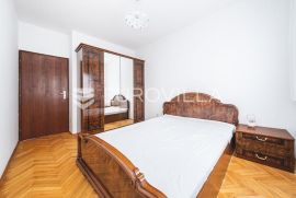 Zagreb, Bukovačka cesta, trosoban stan NKP 110 m2 + GPM i PM, Zagreb, Wohnung