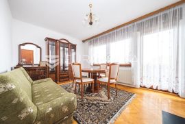 Zagreb, Bukovačka cesta, trosoban stan NKP 110 m2 + GPM i PM, Zagreb, Appartamento