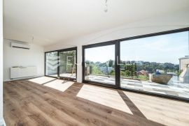 Zagreb, Sveti Duh, kompletno adaptirana kuća sa 2 stana NKP 185 m2 na zemljištu od 500 m2, Zagreb, House