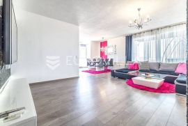 Zagreb, Gornja Dubrava, prekrasan trosoban penthouse, NKP 125 m2, Zagreb, Kвартира