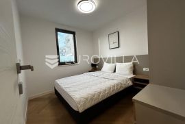 Zadar, Borik prekrasan moderan stan, Swim Spa jacuzzi, dugoročan najam NKP 112m2, Zadar, Flat