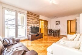 Zagreb, Vrbani, prekrasan trosoban stan, 80m2, Zagreb, Wohnung