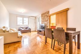 Zagreb, Vrbani, prekrasan trosoban stan, 80m2, Zagreb, Wohnung