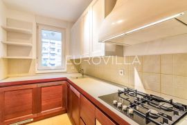 Zagreb, Vrbani, prekrasan trosoban stan, 80m2, Zagreb, Apartamento