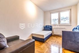 Zagreb, Vrbani, prekrasan trosoban stan, 80m2, Zagreb, Wohnung