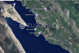 Jadranovo, centar, NKP 303m2, idealna investicija za 5 stanova !, Crikvenica, Διαμέρισμα