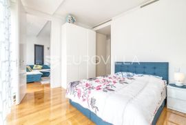 Zagreb, Ban centar, luksuzan dvosoban stan s terasom NKP 63 m2, Zagreb, Διαμέρισμα