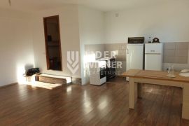 2.0 Jajinci, prazan, useljiv ID#127272, Voždovac, Appartement