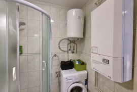 Renovirani dvosobni stan s pogledom na more, Šibenik, Šibenik, Appartment