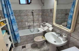 Istra, Pula, Centar, stan 70m2, 2SS+DB, drugi kat # prodaja, Pula, Apartamento