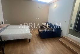 TOP POZICIJA!! IZVRSNA PRILIKA ZA POSLOVNI ILI STAMBENI PROSTOR - ZADAR, Zadar, Appartment