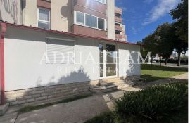 TOP POZICIJA!! IZVRSNA PRILIKA ZA POSLOVNI ILI STAMBENI PROSTOR - ZADAR, Zadar, Apartamento