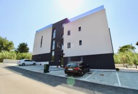 Zadar, Privlaka  prostran, moderni apartman 70 m od mora, Privlaka, شقة