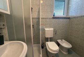 Dvosoban stan u blizini Poreča s pogledom na more, Poreč, Appartement