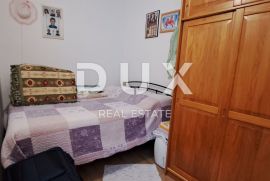 RIJEKA, KOZALA - Mali stan sa velikom terasom i panoramskim pogledom, Rijeka, Apartamento