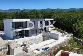 KRALJEVICA - Dvojna villa s bazenom u blizini mora!, Kraljevica, Дом