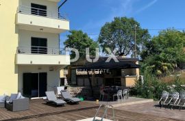 OPATIJA, POBRI - villa 404.85m2 s bazenom i panoramskim pogledom na more, Opatija - Okolica, Haus