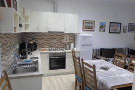 OPATIJA - CENTAR, dva stana s okućnicom u blizini mora, Opatija, Appartment