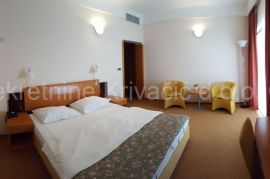 Hotel  PRODAJA !, Crikvenica, Immobili commerciali