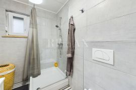 Novi Vinodolski - stan s okućnicom, Novi Vinodolski, Appartement