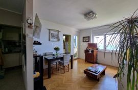 Stan Opatija, 82 m2, pogled na cijeli Kvarner, Opatija, Apartamento