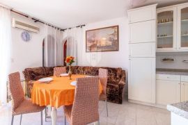 Stan u Rapcu sa predivnim pogledom na more, Labin, Appartement