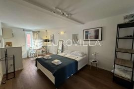 Istra, Rovinj, atraktivan apartman u strogom centru grada, Rovinj, Commercial property